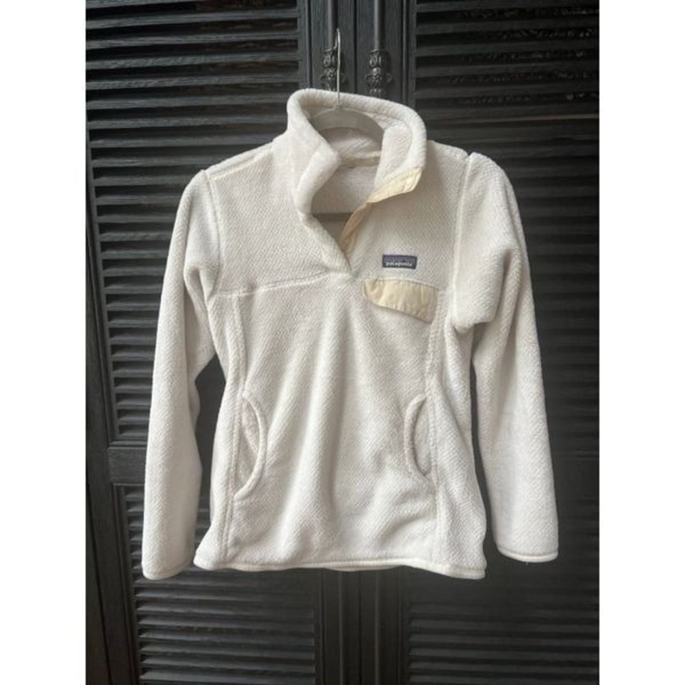 Patagonia Womens 1/4 Button Down Fleece Jacket - Size S